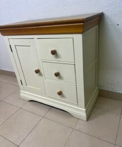 Farmhouse Style 1-Door 3-Drawer Storage Cabinet – Rustic Wood Top with Off-White Body & Matching Wooden Knobs - Image 3