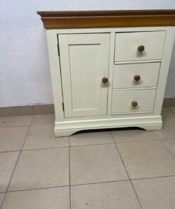 Farmhouse Style 1-Door 3-Drawer Storage Cabinet – Rustic Wood Top with Off-White Body & Matching Wooden Knobs - Image 5