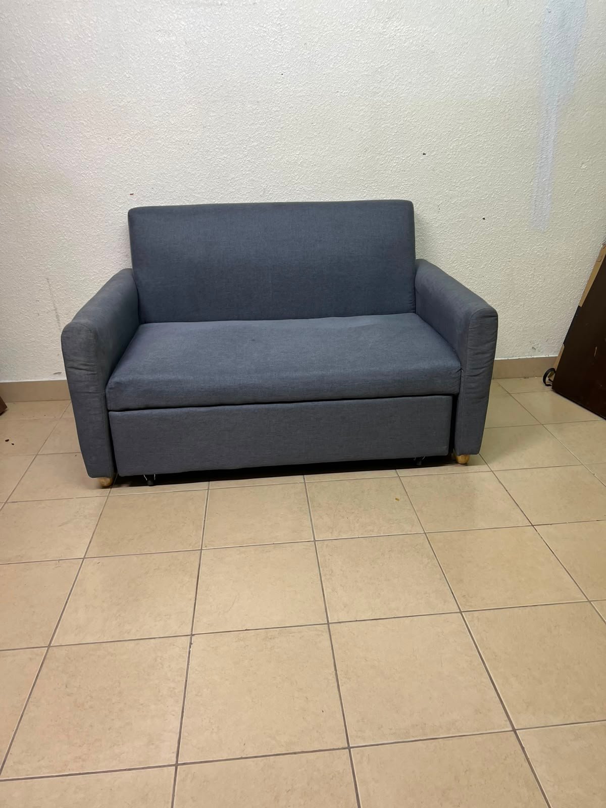 Compact Dark Slate-Grey 2-Seater Loveseat – Minimalist Fabric Sofa with Sturdy Frame for Apartments, Dorms & Guest Rooms
