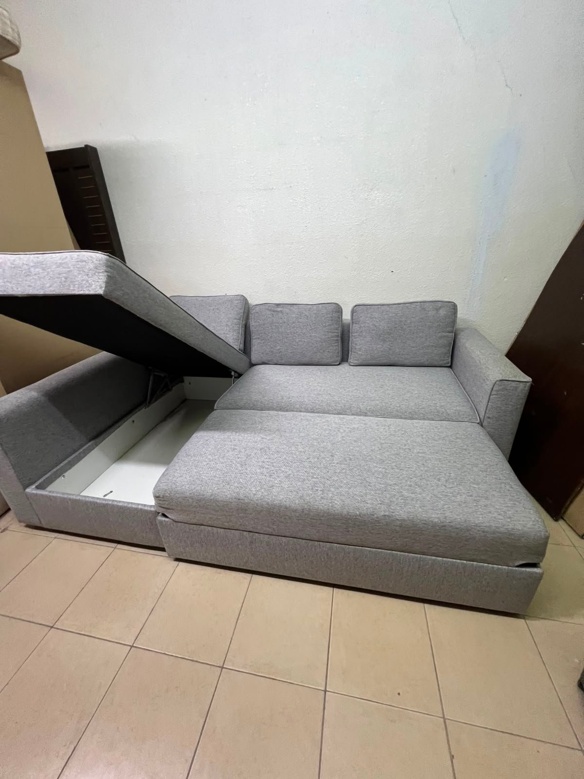 Modern Grey L-Shaped Sectional Sofa with Chaise Lounge – Spacious Fabric Couch for Apartments, Living Rooms & Studios - Image 2