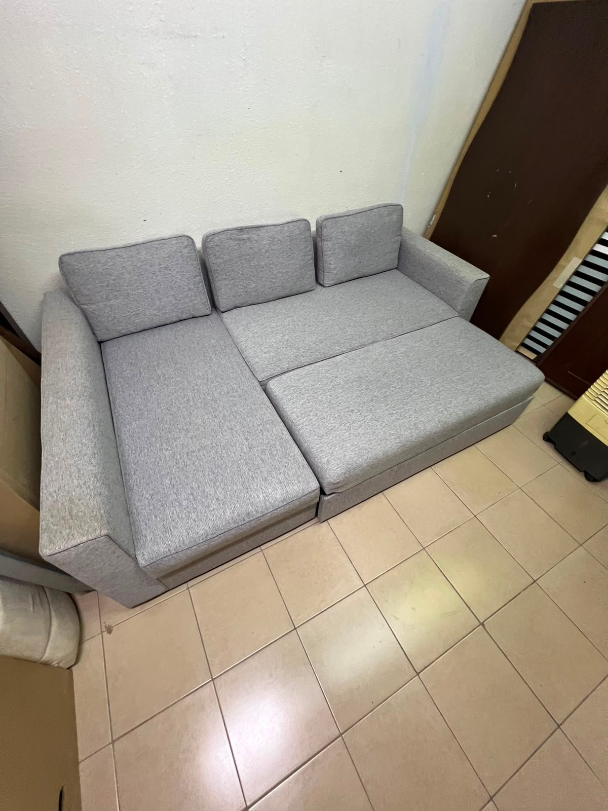 Modern Grey L-Shaped Sectional Sofa with Chaise Lounge – Spacious Fabric Couch for Apartments, Living Rooms & Studios - Image 3