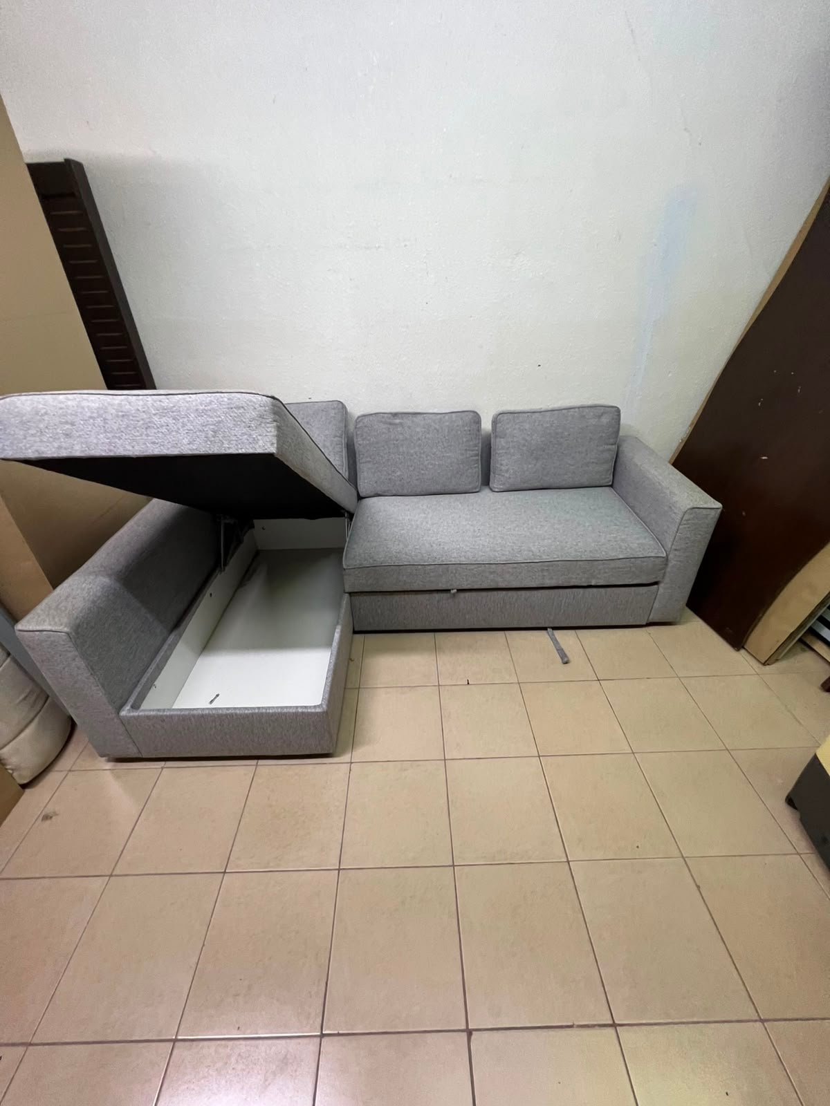 Modern Grey L-Shaped Sectional Sofa with Chaise Lounge – Spacious Fabric Couch for Apartments, Living Rooms & Studios - Image 6