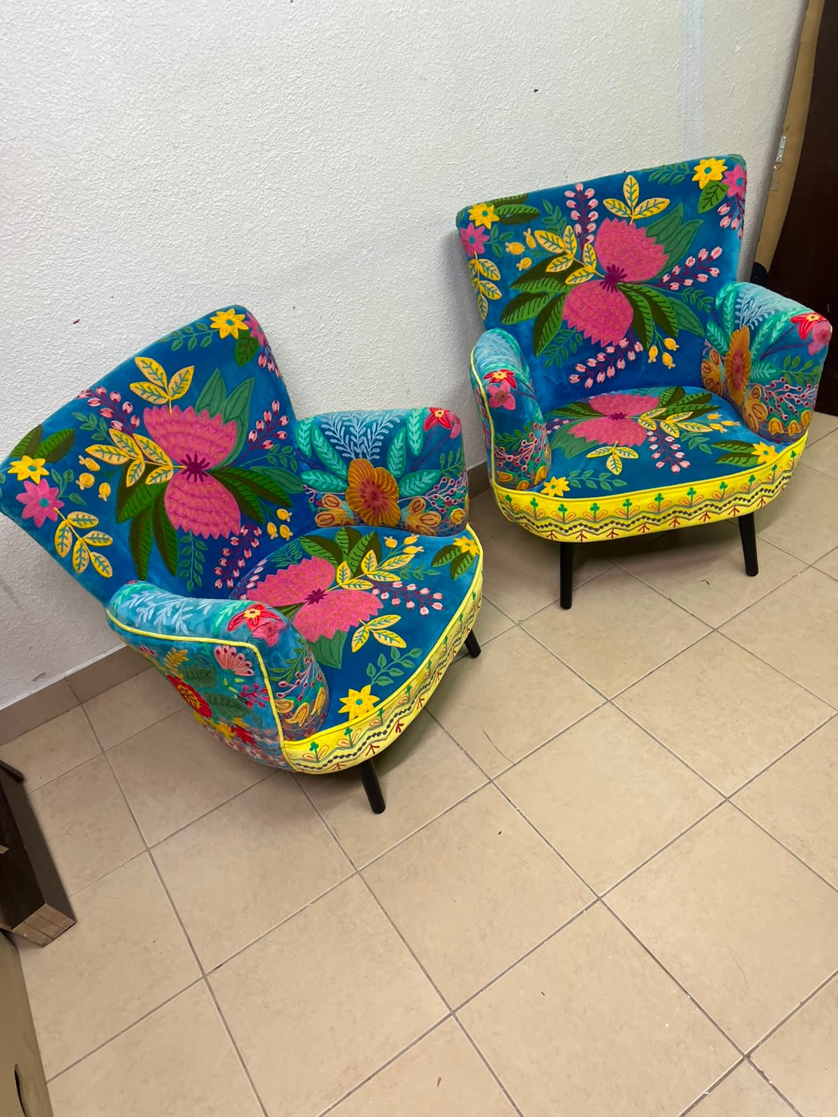 Set of 2 Boho Floral Embroidered Accent Chairs – Vibrant Teal & Yellow Armchairs with Black Tapered Legs - Image 5