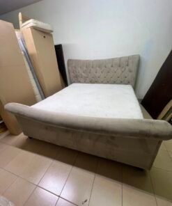 Classic Diamond-Tufted Upholstered Bed with Mattress – Soft Beige/Grey Velvet Fabric with Curved Footboard - Image 9