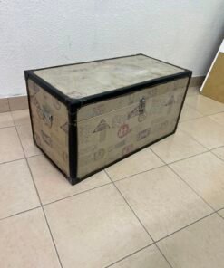 Vintage Travel Stamp Storage Trunk – Decorative Rectangular Chest with Black Trim & Silver Metal Latch - Image 2