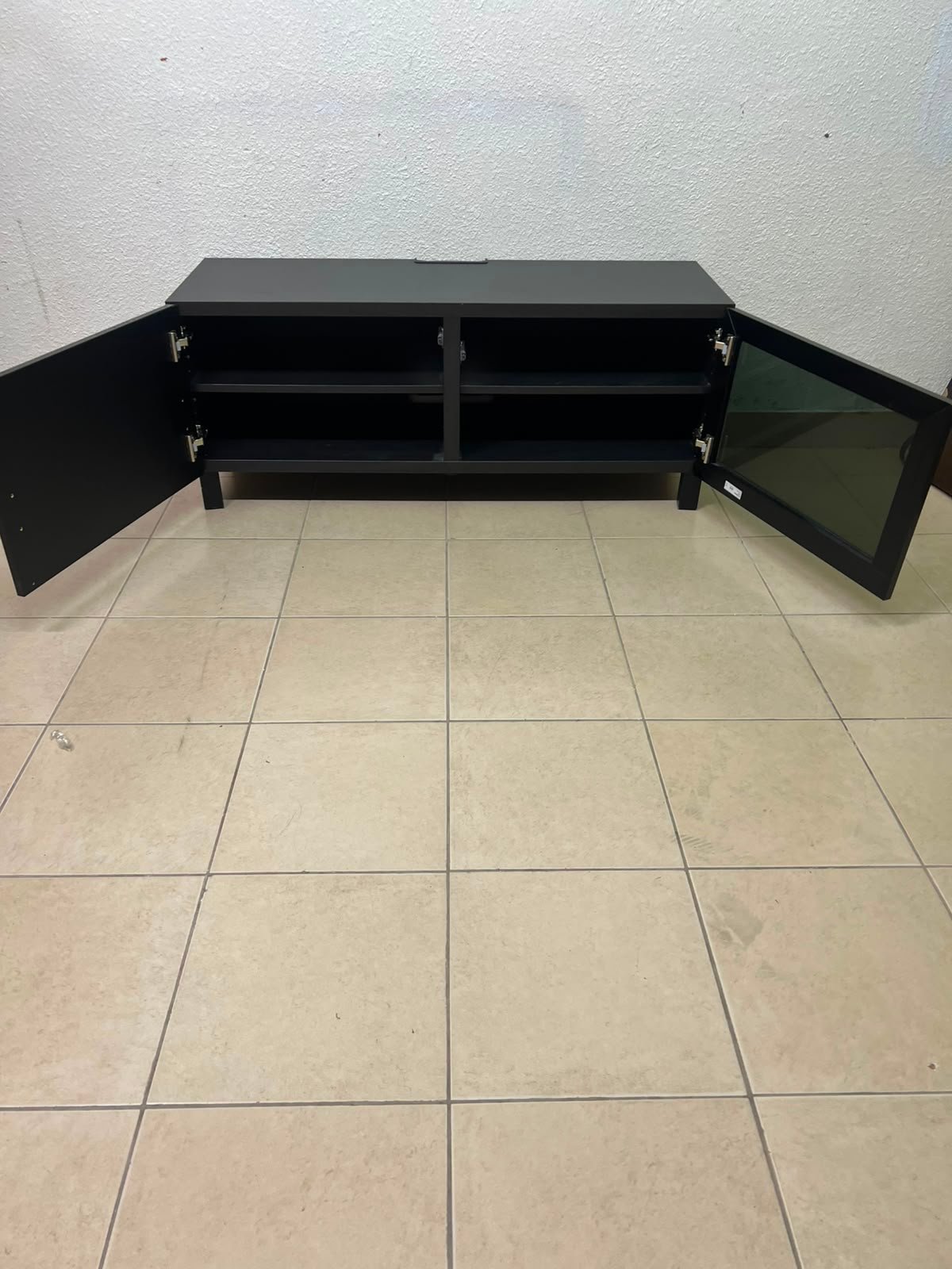 IKEA BESTÅ storage unit in glossy black - Image 10