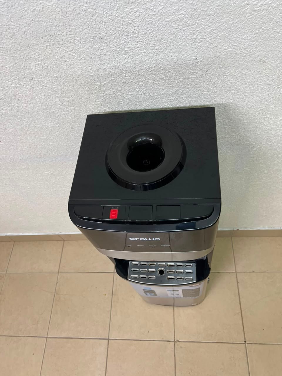 Crownline WD-194 Water Dispensing Unit, a standalone water cooler available in black and silver - Image 10