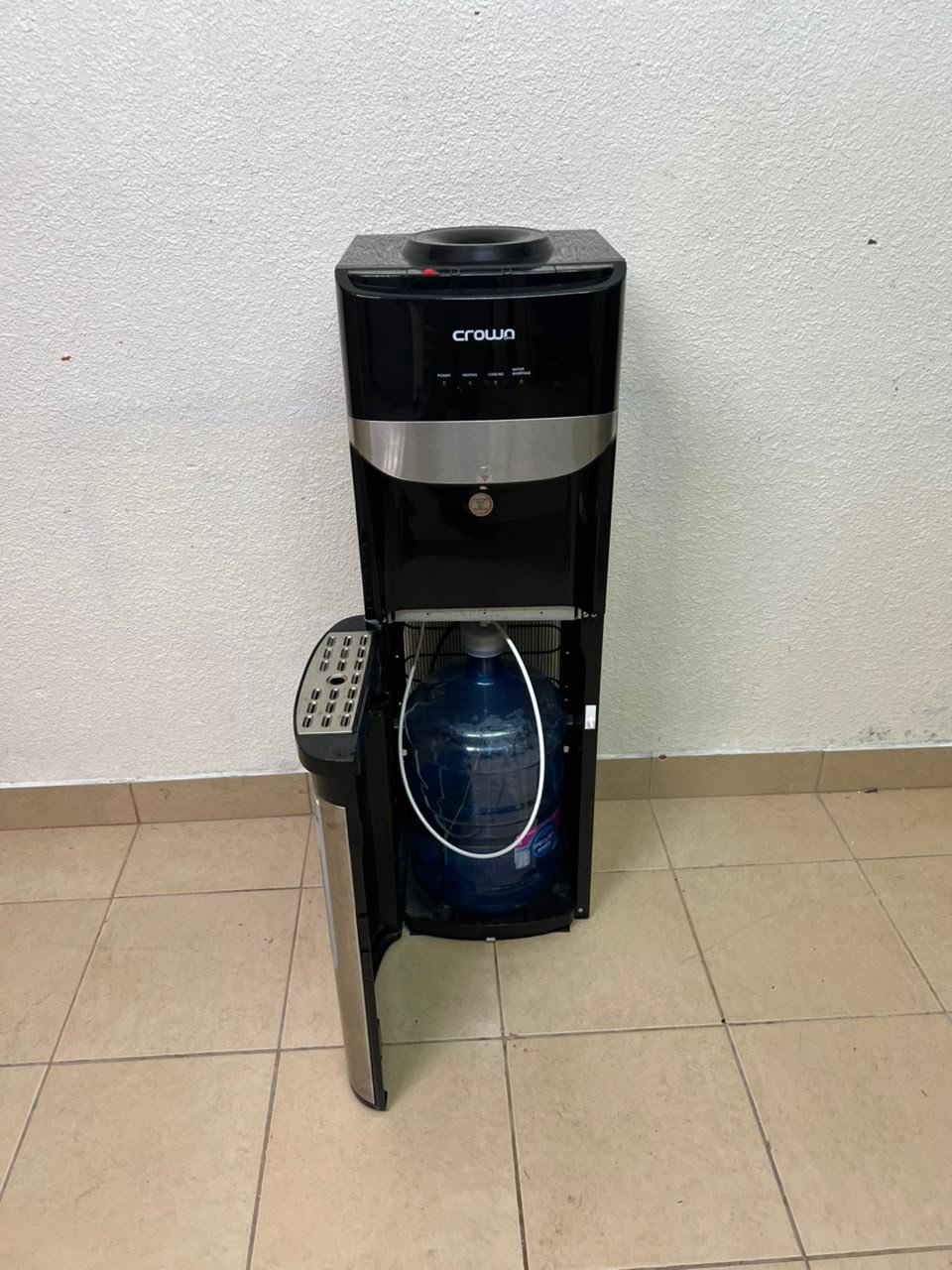 Crownline WD-194 Water Dispensing Unit, a standalone water cooler available in black and silver - Image 3