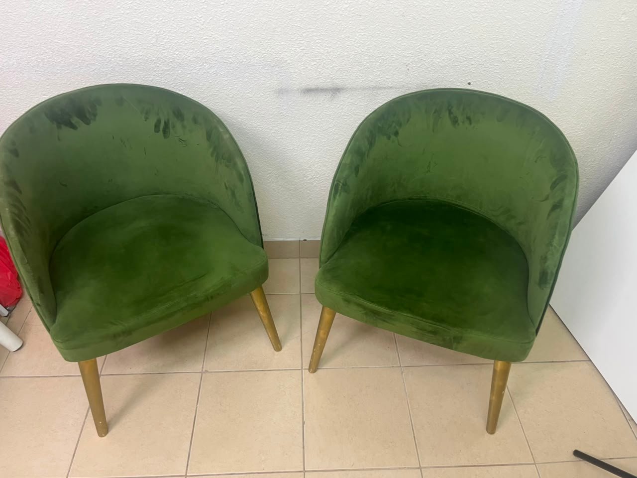Set of 2 Olive Green Velvet Tub Chairs – Mid-Century Modern Accent Seating with Gold/Brass Tapered Legs