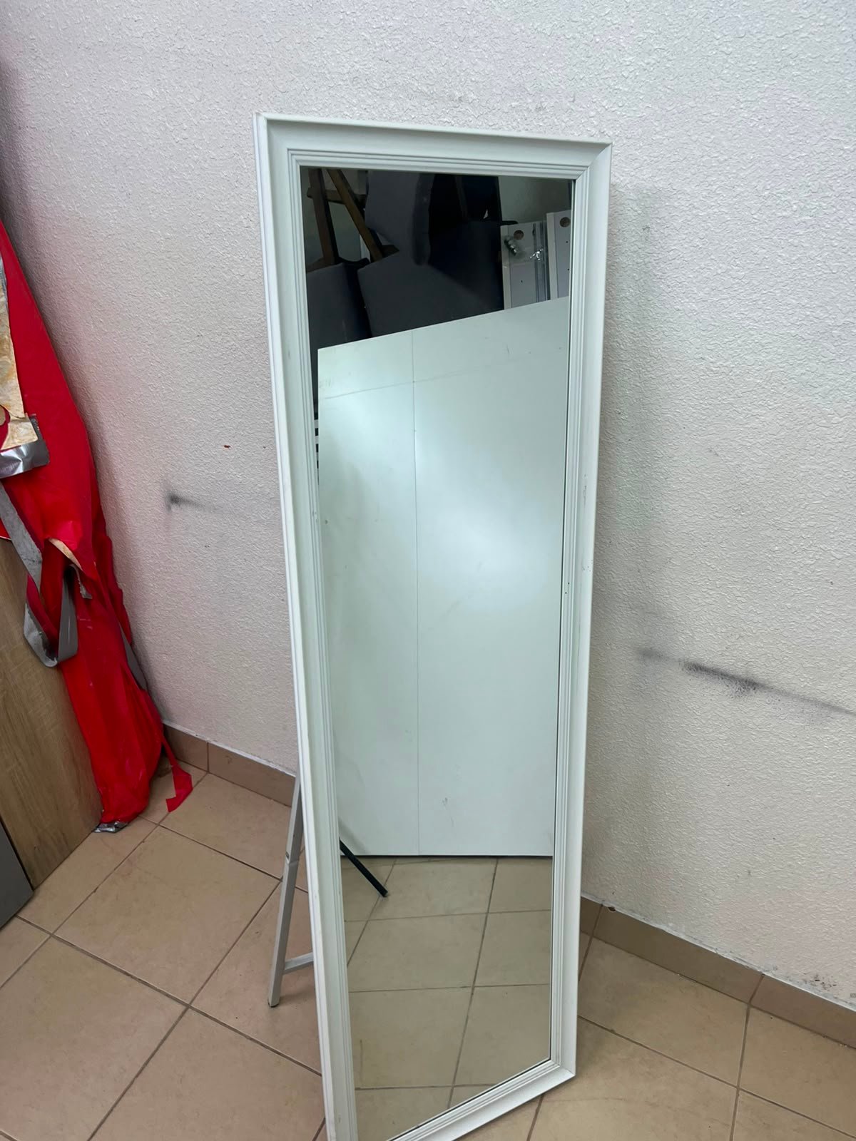 Modern White Full-Length Standing Mirror with Foldable Easel Stand – Rectangular Floor Mirror for Bedroom, Dressing Room & Hallway - Image 3