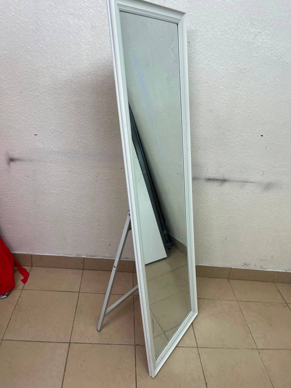 Modern White Full-Length Standing Mirror with Foldable Easel Stand – Rectangular Floor Mirror for Bedroom, Dressing Room & Hallway - Image 9