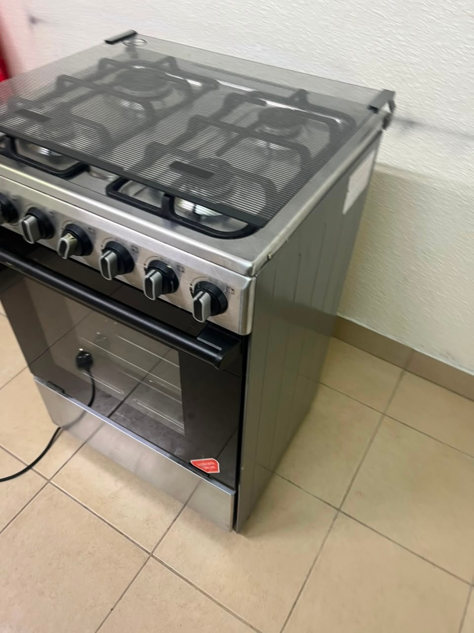 Midea Freestanding 4-Burner Gas Cooker with Oven – Stainless Steel Stove with Foldable Glass Lid & Storage Drawer - Image 7