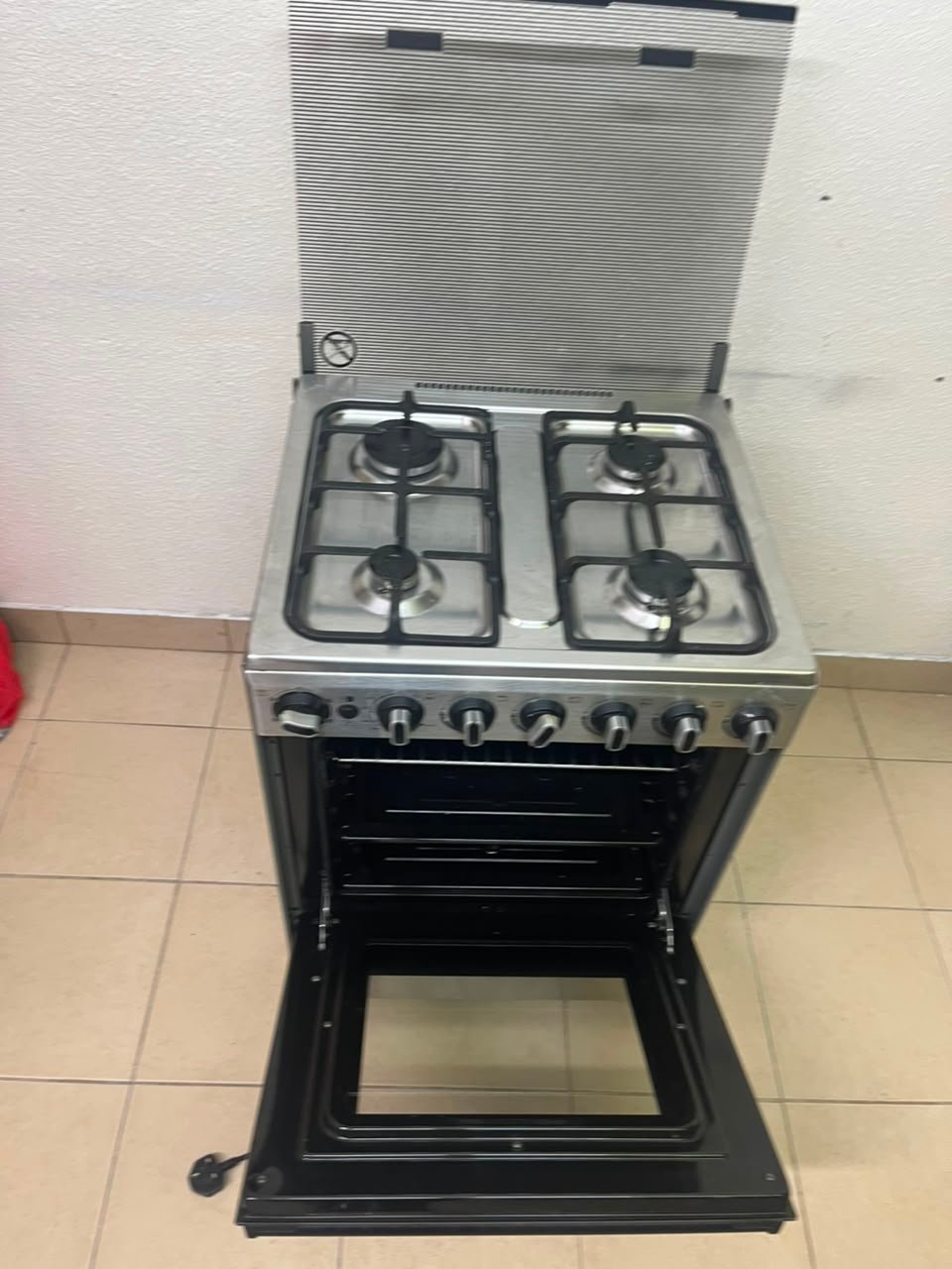 Midea Freestanding 4-Burner Gas Cooker with Oven – Stainless Steel Stove with Foldable Glass Lid & Storage Drawer - Image 11