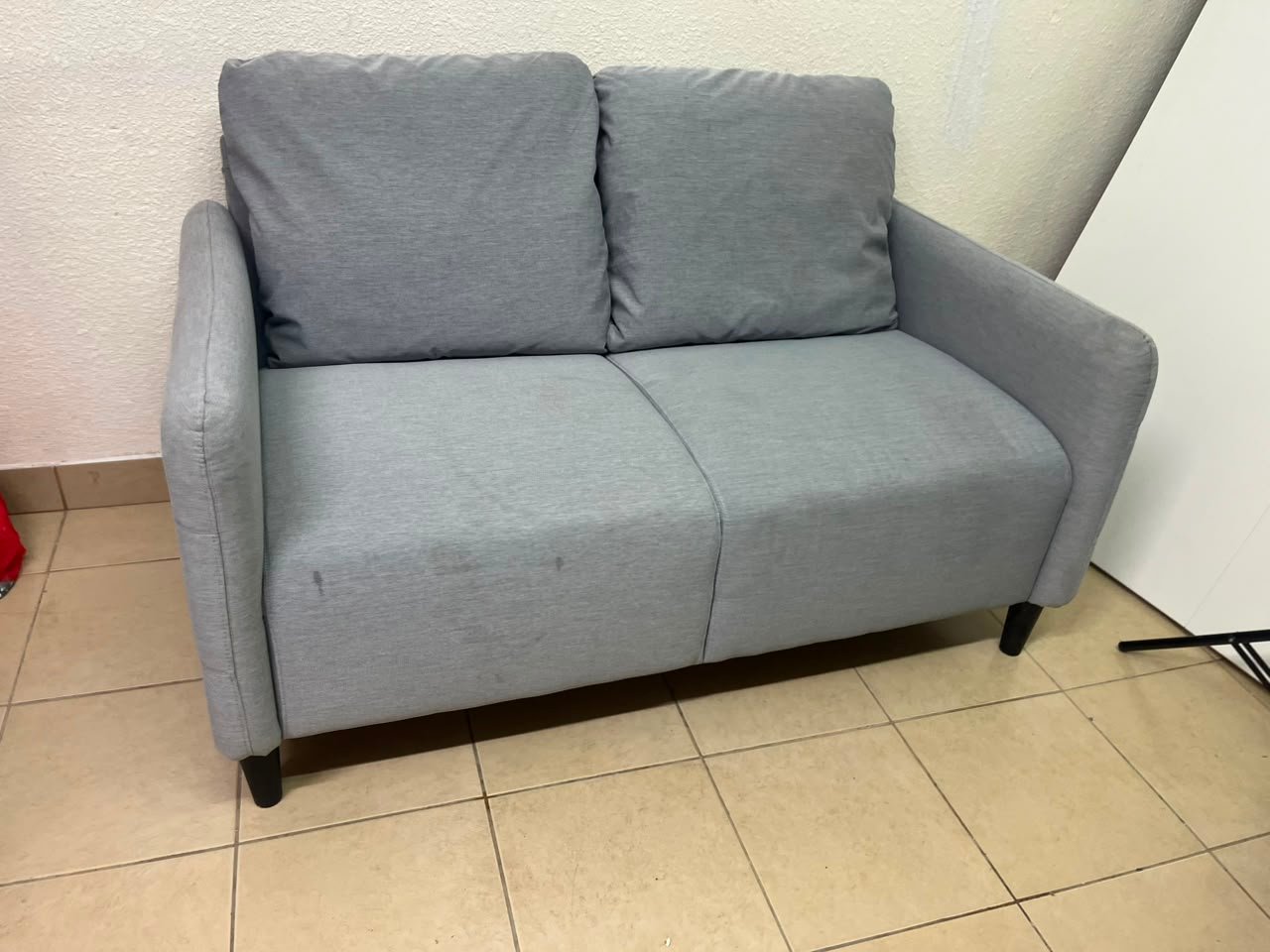 Modern Light Grey 2-Seater Loveseat / Small Sofa – Compact Design with Loose Back Cushions & Short Black Legs - Image 4