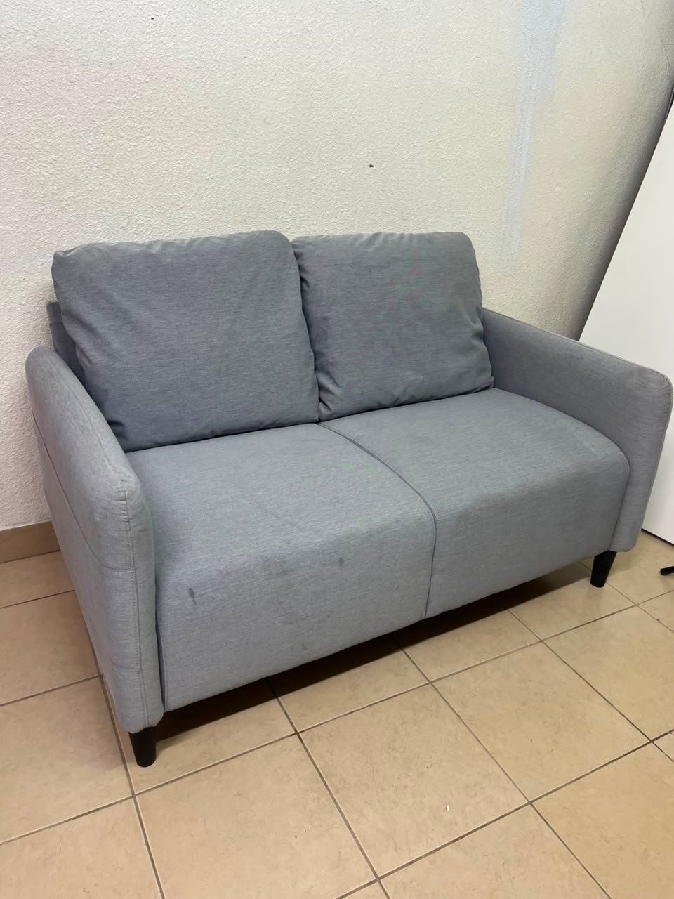 Modern Light Grey 2-Seater Loveseat / Small Sofa – Compact Design with Loose Back Cushions & Short Black Legs - Image 12
