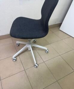 Modern Ergonomic Swivel Desk Chair – Charcoal Textured Fabric Shell with White 5-Star Base & Casters - Image 5