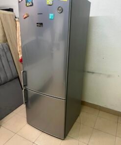 Siemens Bottom-Freezer Refrigerator – Stainless Steel Finish with Premium Vertical Handles & Spacious Storage - Image 4