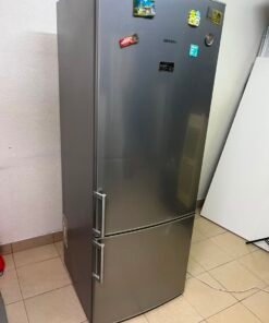 Siemens Bottom-Freezer Refrigerator – Stainless Steel Finish with Premium Vertical Handles & Spacious Storage - Image 8