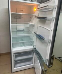 Siemens Bottom-Freezer Refrigerator – Stainless Steel Finish with Premium Vertical Handles & Spacious Storage - Image 10