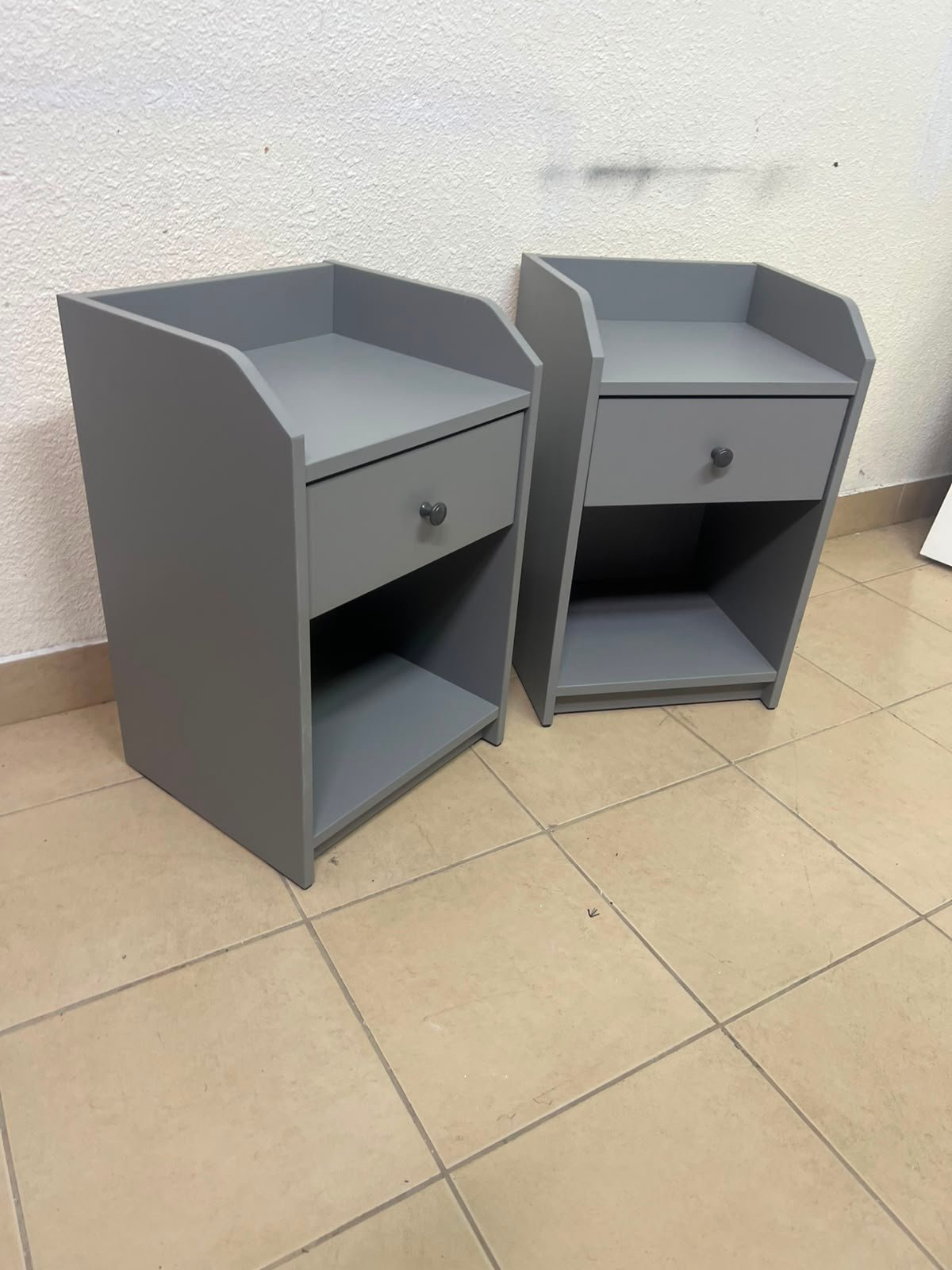 Set of 2 Grey Bedside Tables / Nightstands – Modern Storage Cabinet with Drawer, Open Shelf & Safety Raised Edges - Image 4