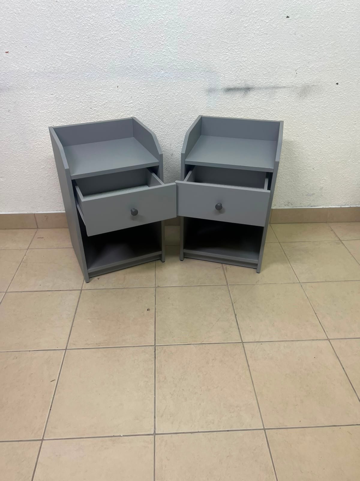 Set of 2 Compact Grey Nightstands – Bedside Tables with Raised Tray Top, Drawer & Open Shelf - Image 3