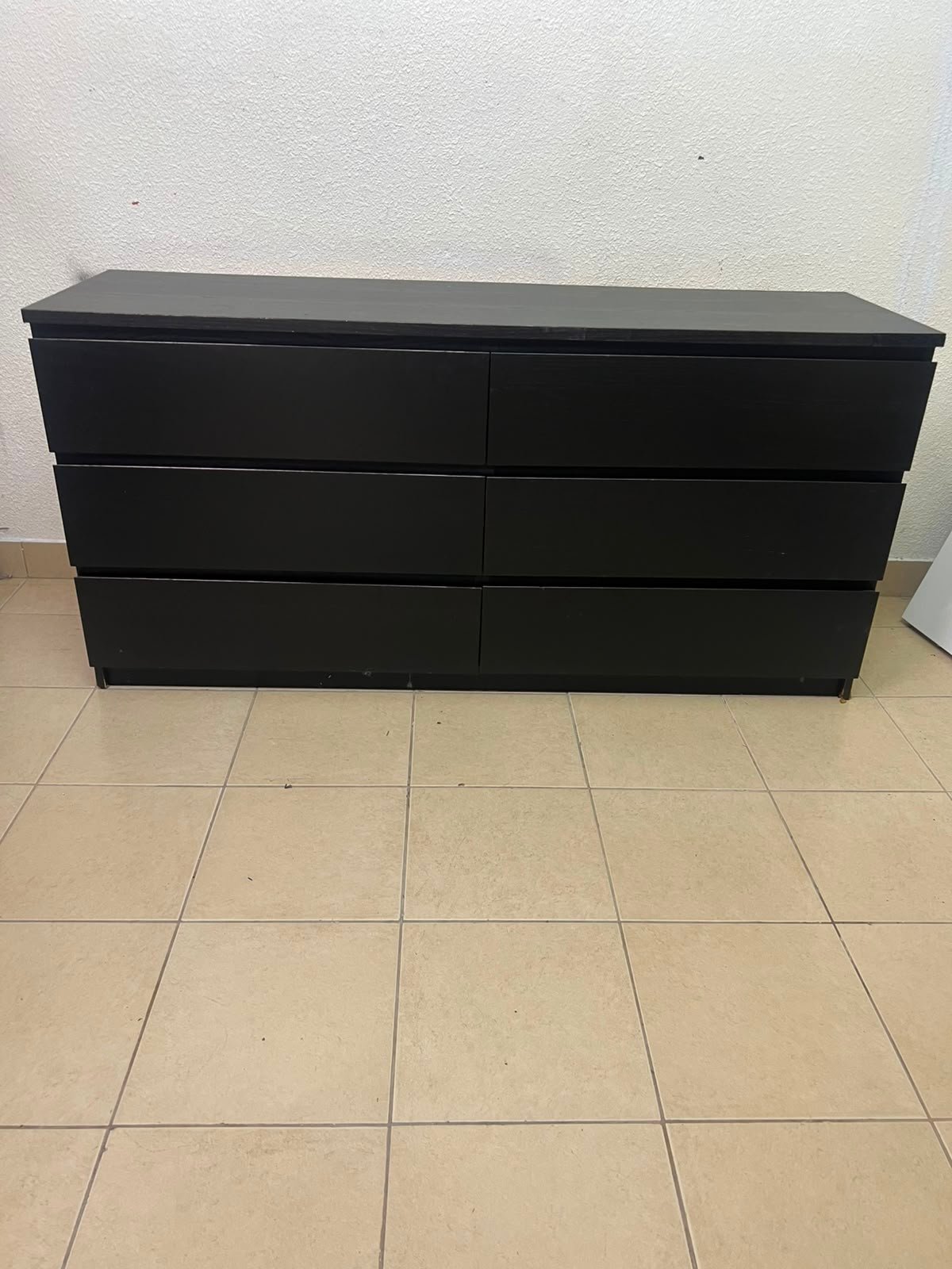 Minimalist Black 6-Drawer Dresser / Wide Chest – Handleless Design with Integrated Recessed Pulls & Low-Profile Base