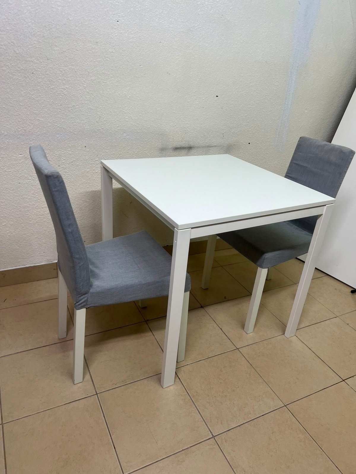 Compact 3-Piece Dining Set – White Square Table & 2 Grey Upholstered High-Back Chairs for Small Apartments, Kitchens & Breakfast Nooks - Image 4
