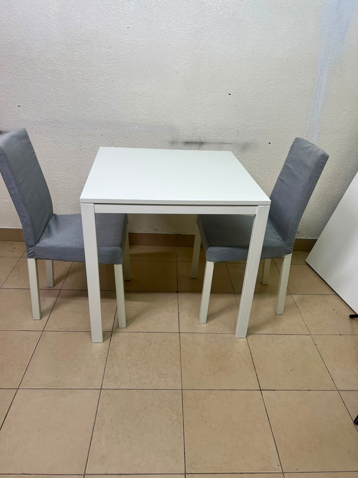 Compact 3-Piece Dining Set – White Square Table & 2 Grey Upholstered High-Back Chairs for Small Apartments, Kitchens & Breakfast Nooks