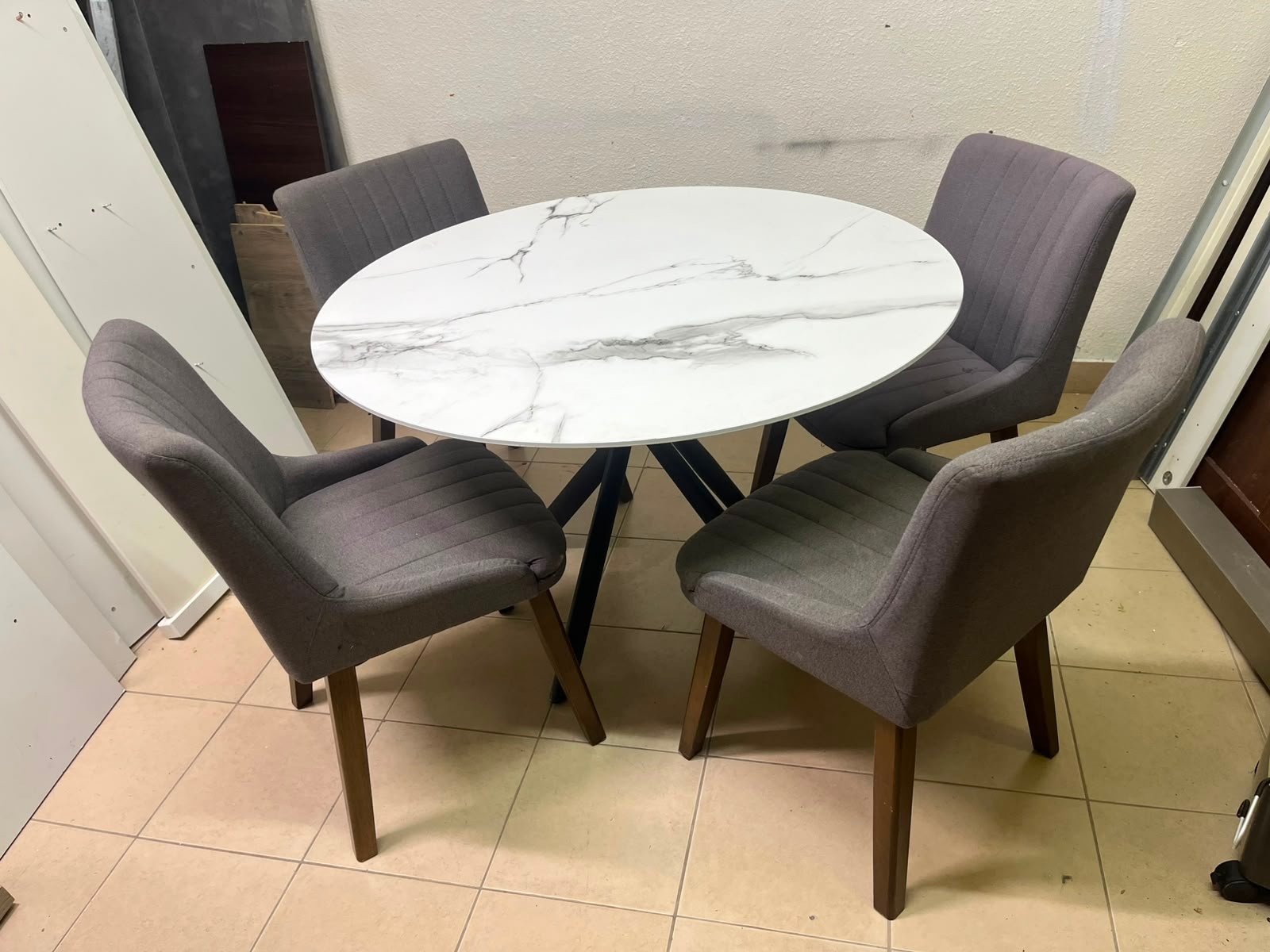 5-Piece Modern Dining Set – White Faux Marble Round Table with Black Metal Base & 4 Grey Upholstered Chairs with Wood Legs - Image 2