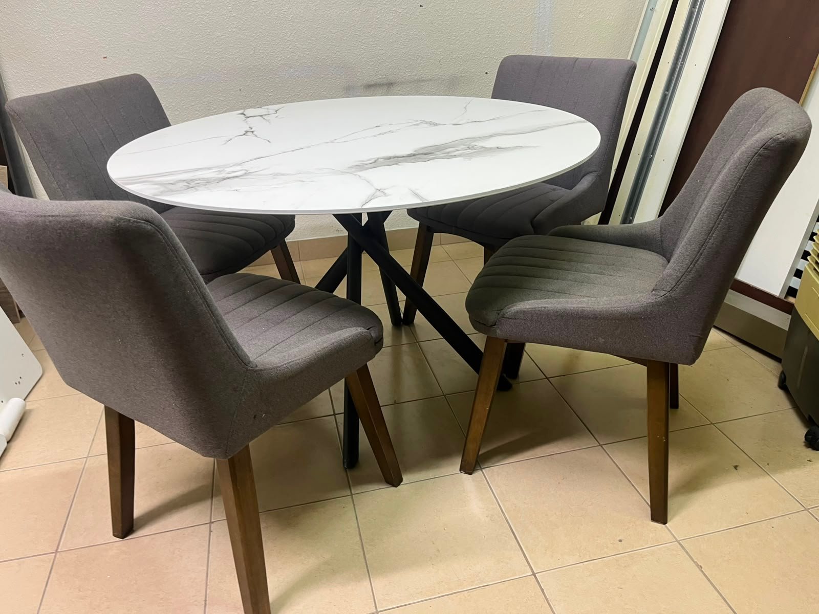 5-Piece Modern Dining Set – White Faux Marble Round Table with Black Metal Base & 4 Grey Upholstered Chairs with Wood Legs - Image 3