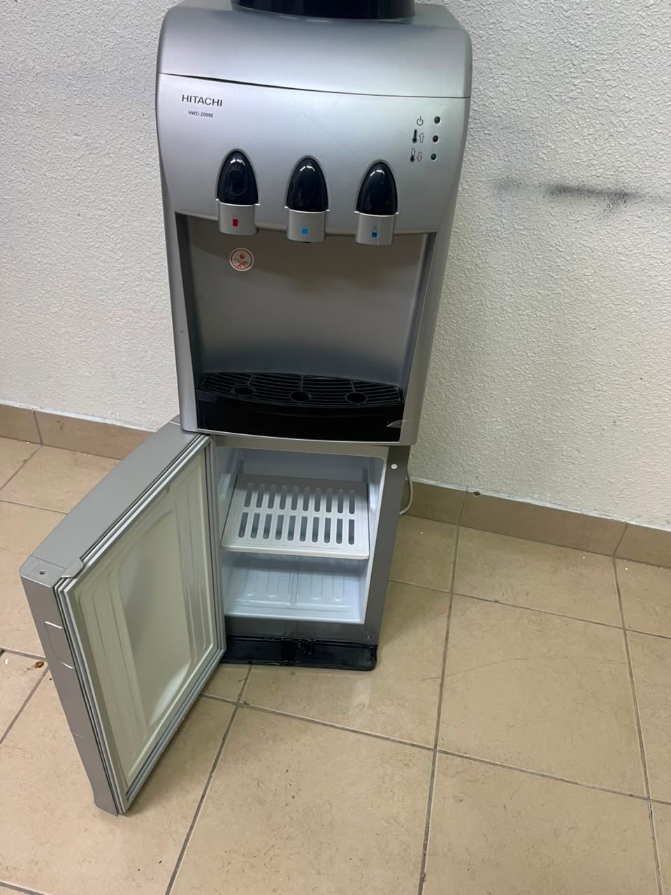 Hitachi Top-Loading Water Dispenser – Silver Freestanding Cooler with Hot, Cold & Room Temperature Taps, Compressor Cooling & Bottom Storage Cabinet - Image 11