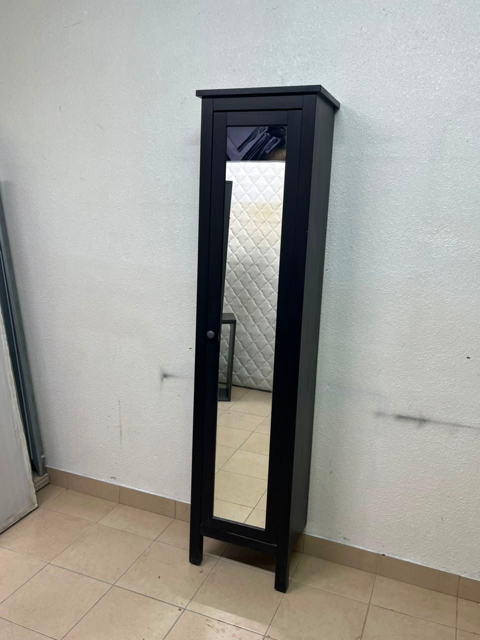 Black Freestanding Mirrored Jewelry Armoire / Storage Cabinet – Tall Full-Length Glass Door with Round Knob & Interior Shelving - Image 12