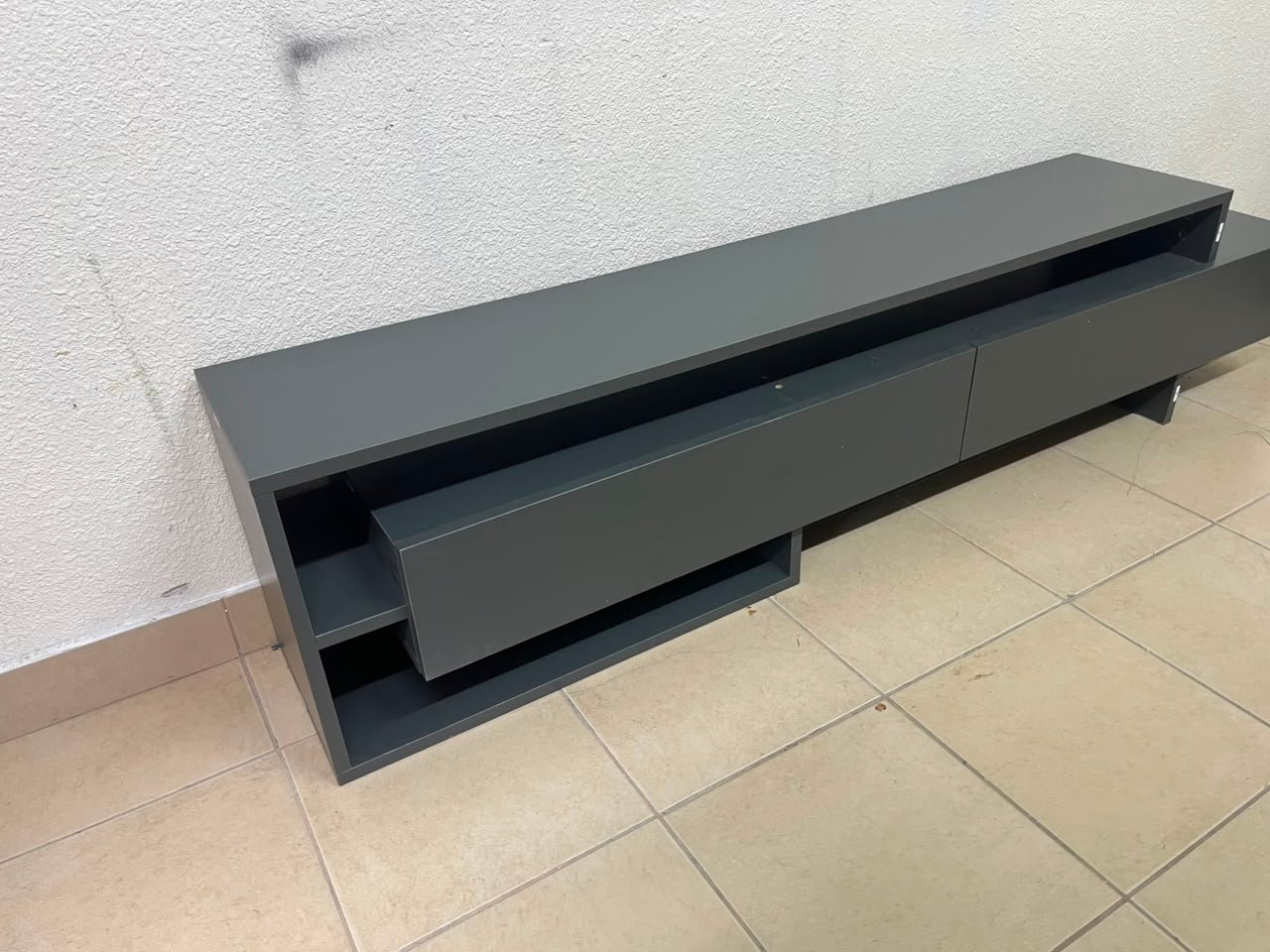 Modern Dark Grey Low-Profile TV Stand / Media Console – Asymmetrical Step Design with Wide Open Shelf & Handleless Drawers - Image 12