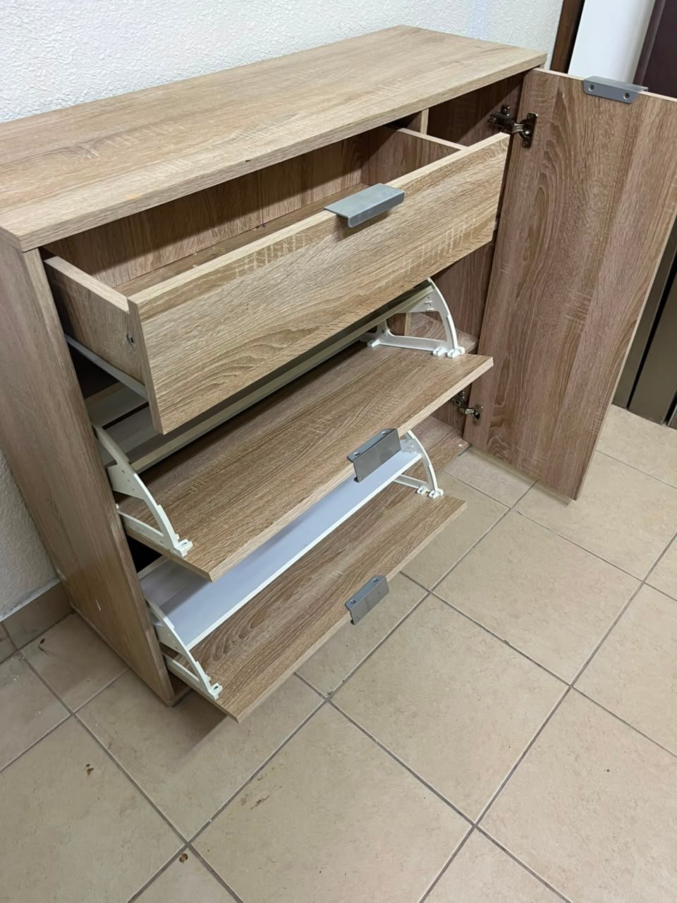 Modern Light Oak Storage Cabinet / Shoe Rack – 3-Tier Tilt-Out Drawers & Side Cabinet with Sleek Silver Handles - Image 11