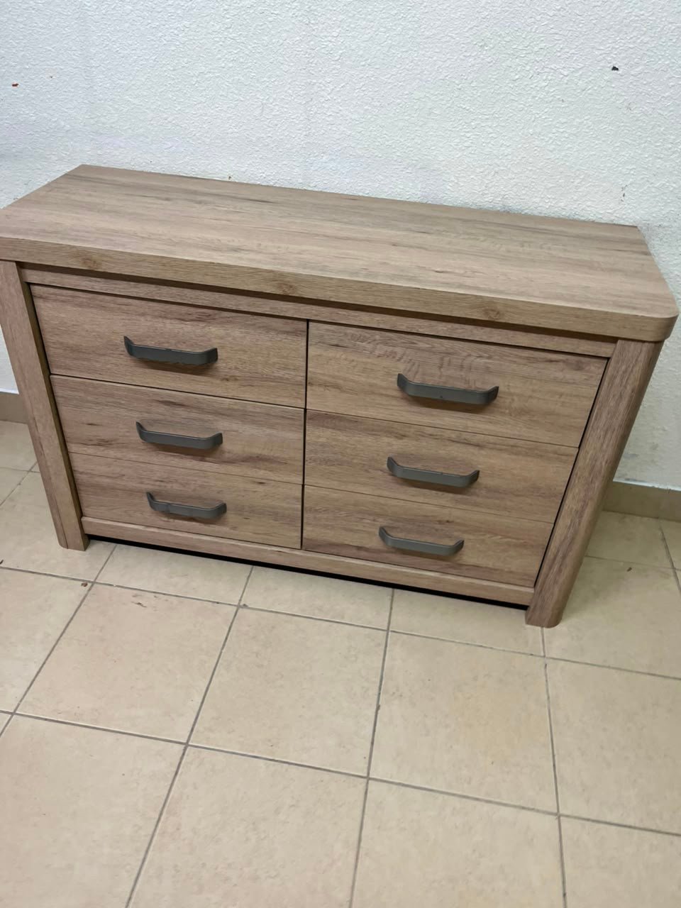 Contemporary Light Oak 6-Drawer Dresser / Sideboard – Wide Wooden Chest with Thick Framing & Dark Grey Curved Handles