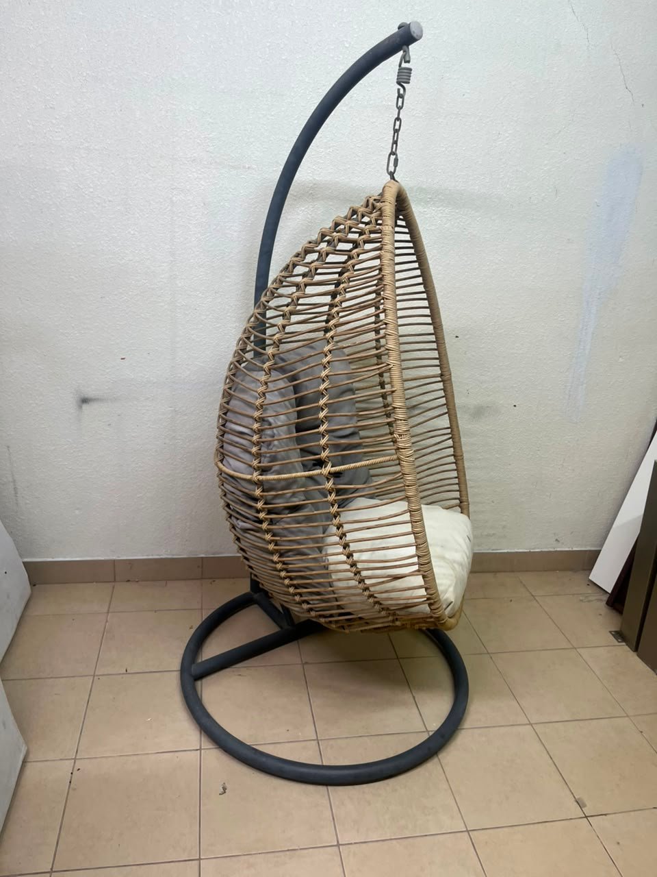 Beige Rattan Hanging Egg Chair with Stand – Indoor/Outdoor Teardrop Swing Chair with Black Metal Frame & Cushion Set - Image 3