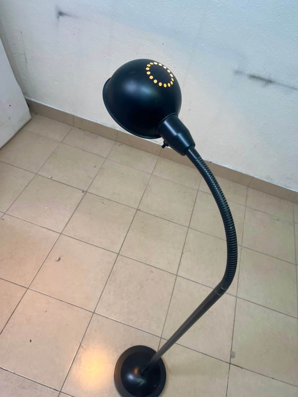 Adjustable Black Gooseneck Floor Lamp – Classic Reading Light with Dome Shade, Flexible Neck & Weighted Base - Image 6