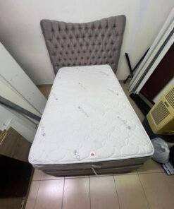 Grey Tufted Single Bed Frame with White Quilted Mattress – Complete Upholstered Bed Set with Dark Grey Base