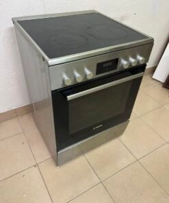 The image shows a freestanding Bosch electric cooker measuring 60x60 cm with a glass ceramic surface and built-in oven.
