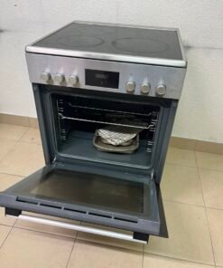The image shows a freestanding Bosch electric cooker measuring 60x60 cm with a glass ceramic surface and built-in oven. - Image 5