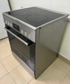 The image shows a freestanding Bosch electric cooker measuring 60x60 cm with a glass ceramic surface and built-in oven. - Image 12