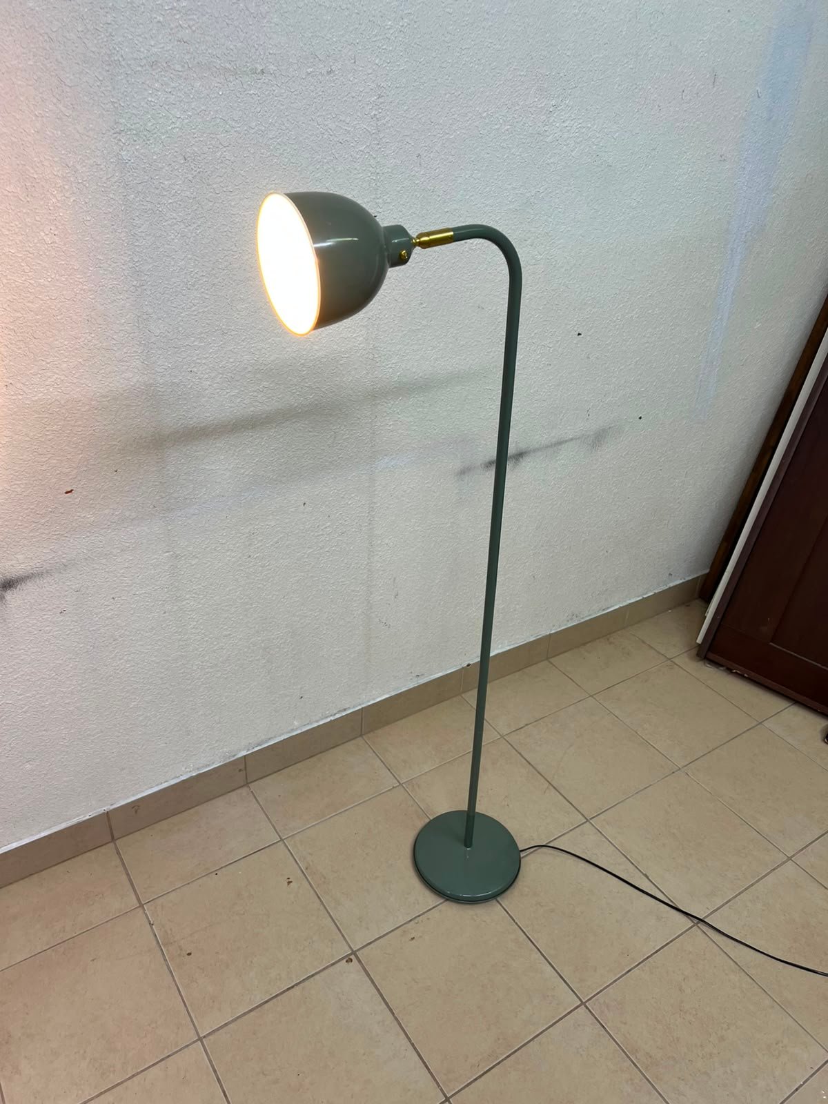 IKEA RÖDFLIK floor reading lamp in grey-green - Image 5