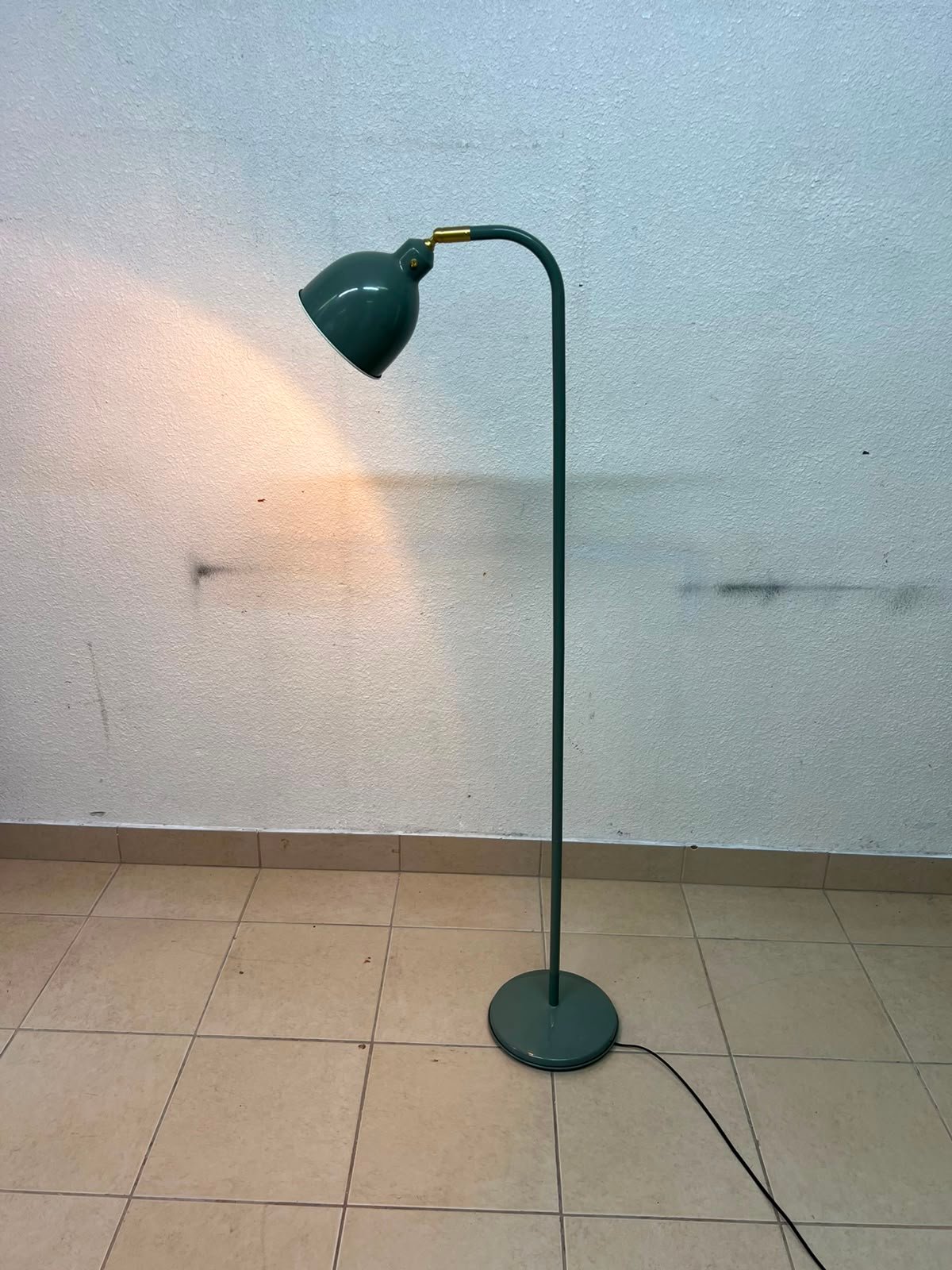 IKEA RÖDFLIK floor reading lamp in grey-green