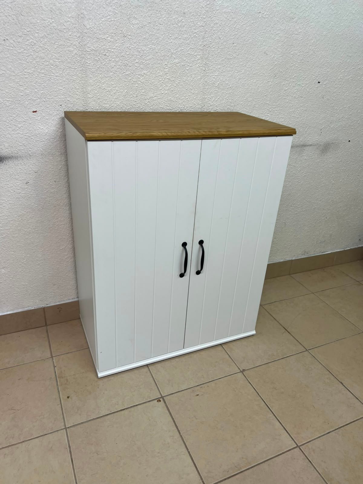 This is the SKRUVBY wardrobe with white doors, measuring 70x90 cm, from IKEA. - Image 4