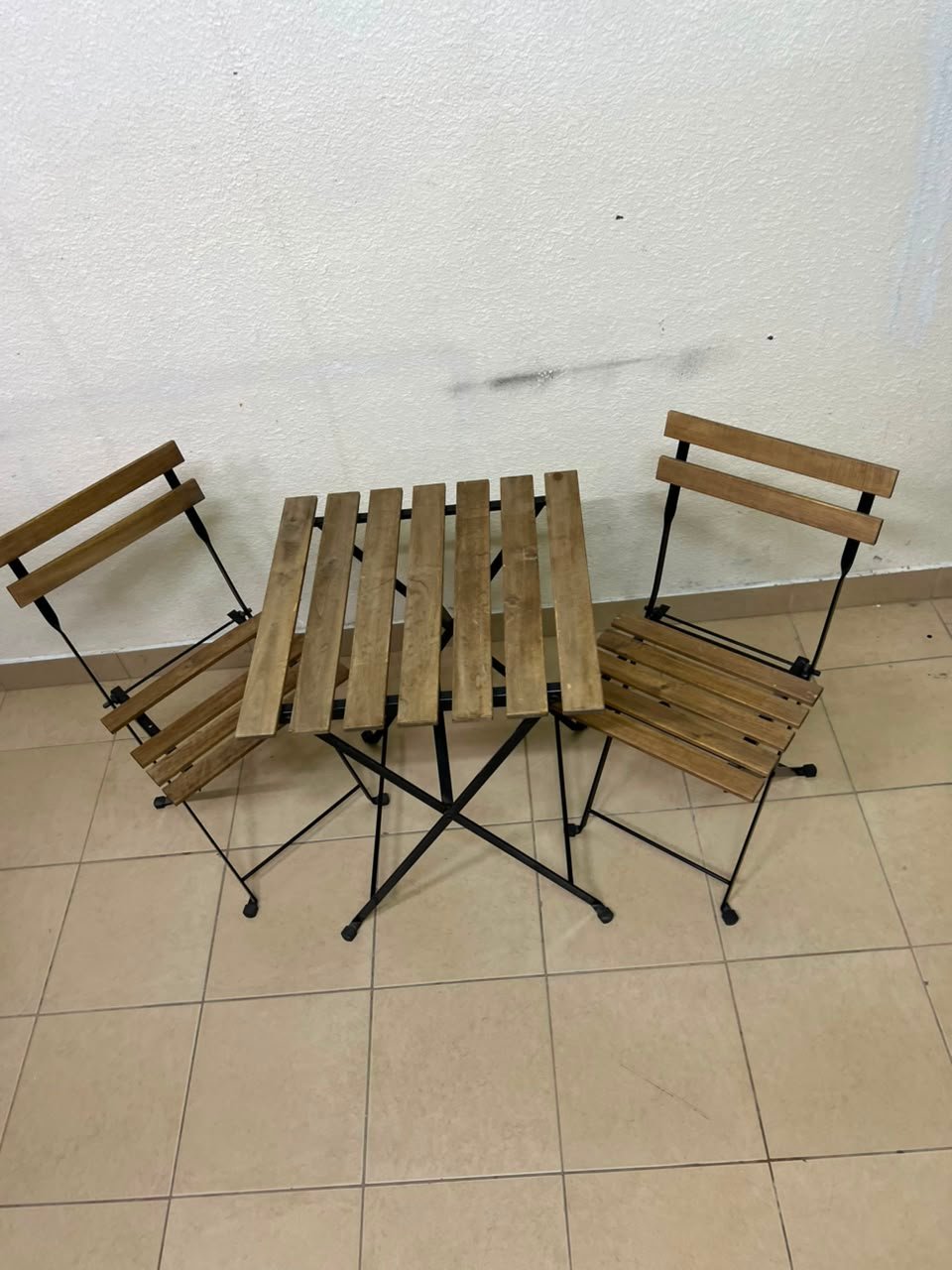 3-Piece Folding Outdoor Bistro Set – Wood Slat Table & 2 Chairs with Black Metal Frames for Patio, Balcony & Garden - Image 5