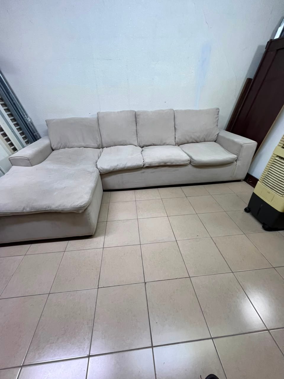 Modern Light Grey/Beige L-Shaped Sectional Sofa with Chaise Lounge – 4-Seater Fabric Couch with Plush Back Cushions for Living Room & Apartments - Image 3