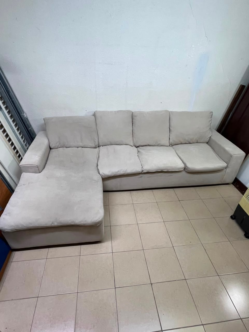 Modern Light Grey/Beige L-Shaped Sectional Sofa with Chaise Lounge – 4-Seater Fabric Couch with Plush Back Cushions for Living Room & Apartments - Image 5
