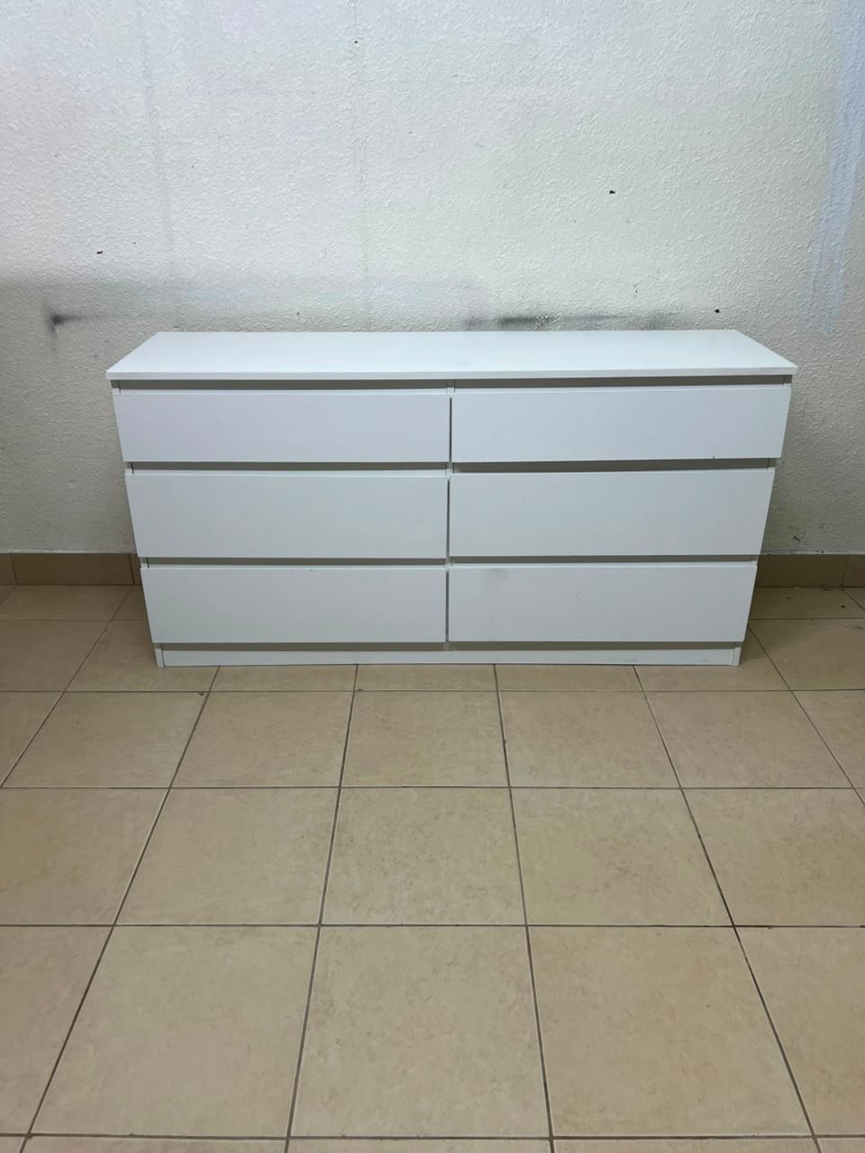 Modern White 6-Drawer Dresser / Chest – Wide Minimalist Storage Cabinet with Handleless Recessed Drawers & Plinth Base - Image 6