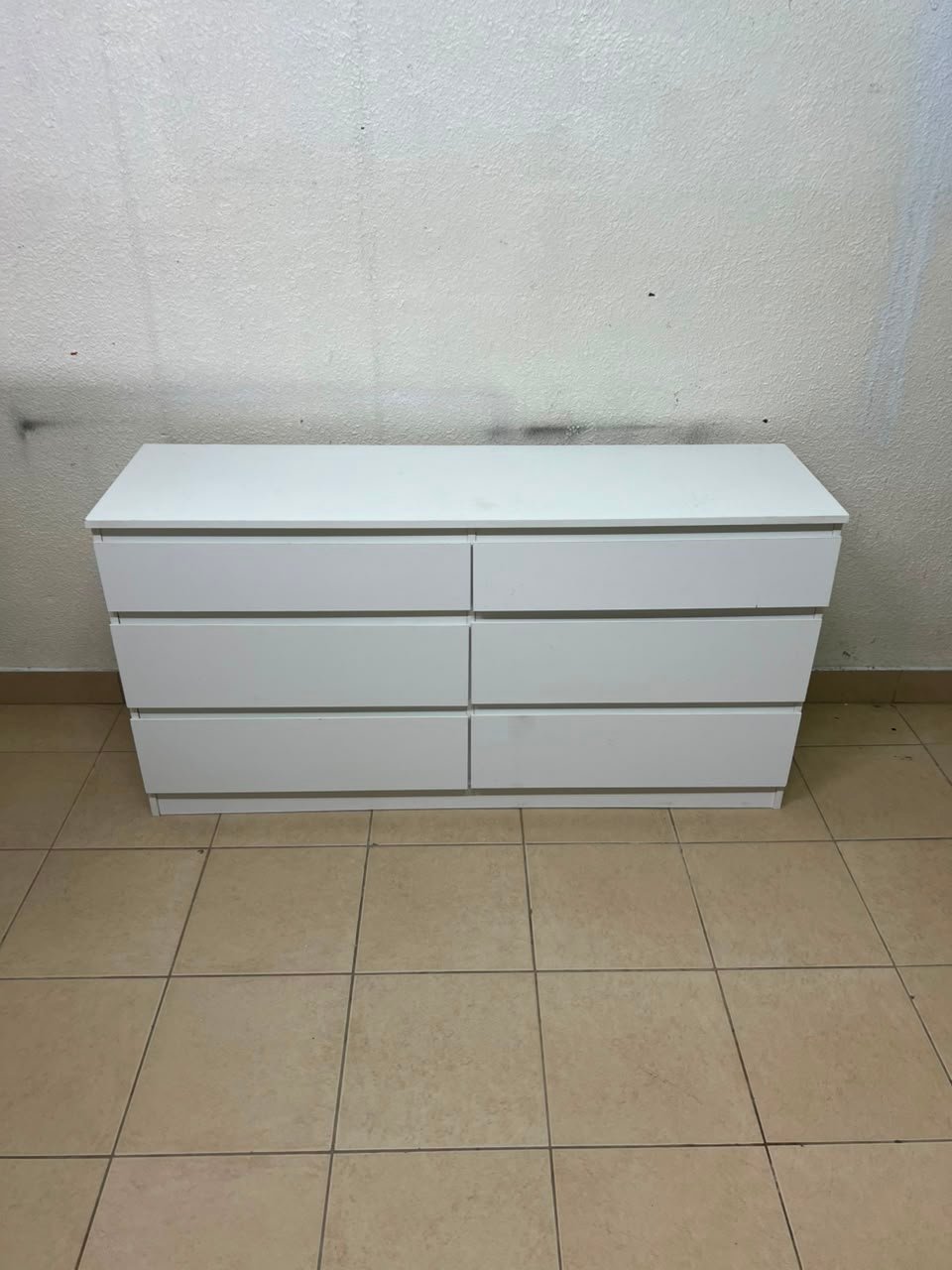 Modern White 6-Drawer Dresser / Chest – Wide Minimalist Storage Cabinet with Handleless Recessed Drawers & Plinth Base - Image 8