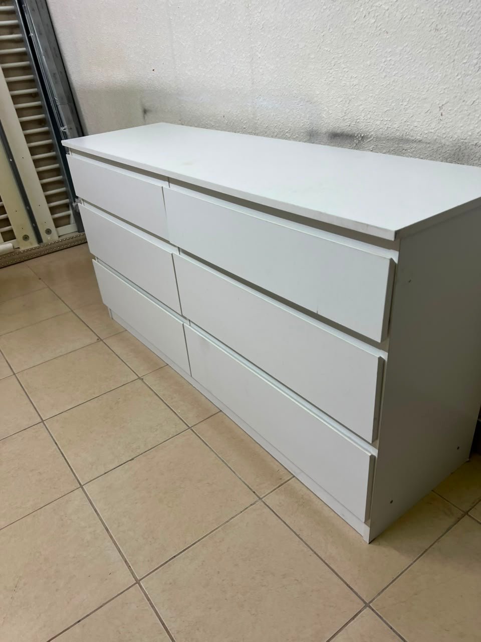 Modern White 6-Drawer Dresser / Chest – Wide Minimalist Storage Cabinet with Handleless Recessed Drawers & Plinth Base - Image 11